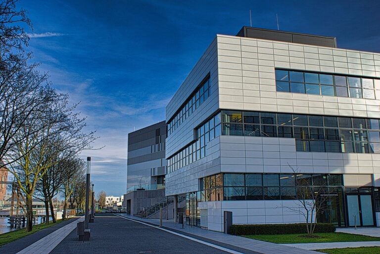 Judul Artikel: Universitas Swasta Terbaik di Indonesia: Pilihan Terbaik untuk Pendidikan Tinggi